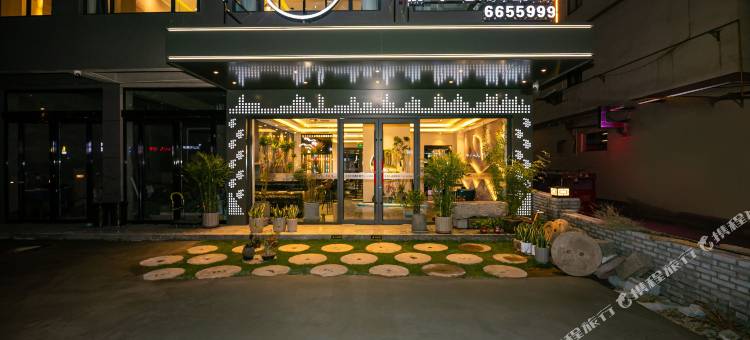 千与千寻酒店(济源店)图片