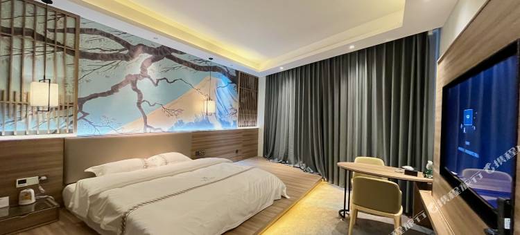 龙山毕赐卡大酒店图片