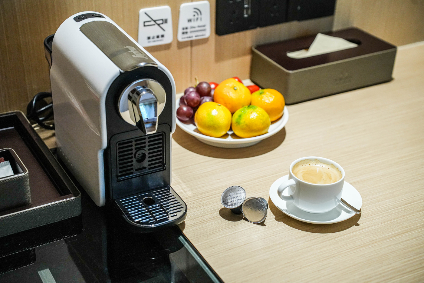 Muhua Hotel (Hangzhou West Lake Broken Bridge)Over view