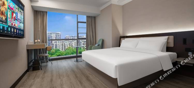 汉庭酒店(南昌红谷滩万达秋水广场店)图片
