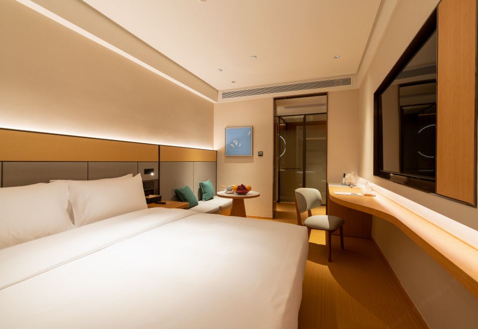  Hotel Overview