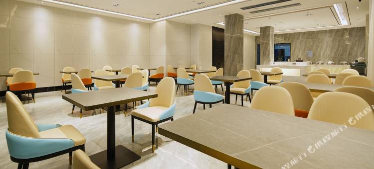 蒂芙尼蓝轻奢酒店(修水汽车总站店)图片