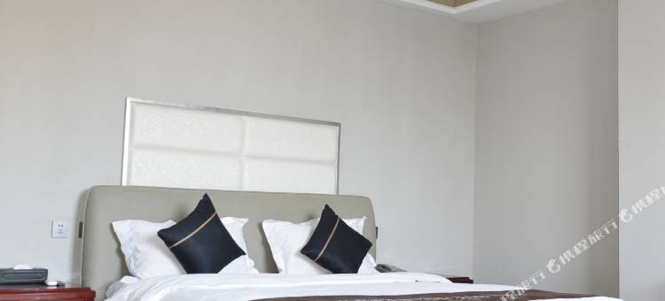 鹤壁仙鹤湖假日酒店图片