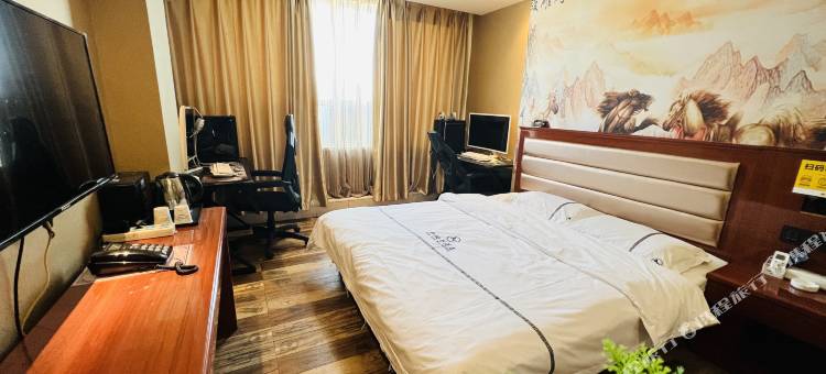 新斑马主题酒店(乌鲁木齐新天润国际社区地窝堡机场店)图片