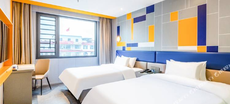 7天酒店(黄冈浠水翟港路未来城店)图片