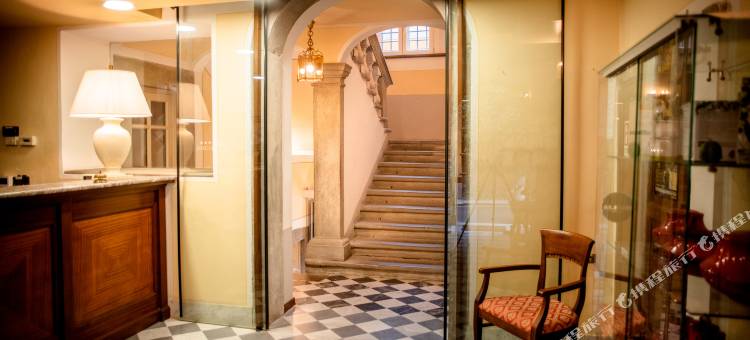 里贾纳公园酒店-带空调和泳池(Park Hotel Regina - with Air-Condition and Outdoor Heated Pool)图片