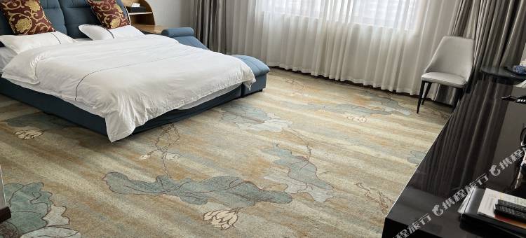 察雅辉腾大酒店图片