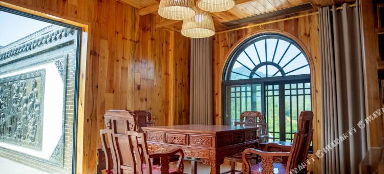 龟龙岛森林康养避暑山庄图片