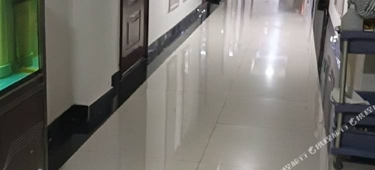 珲春国翠公寓(东市场店)图片