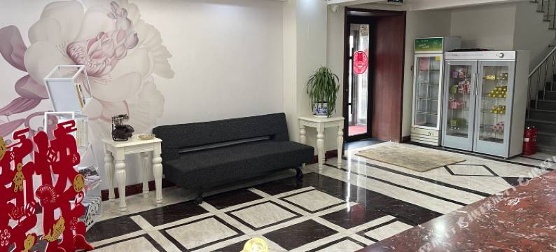 沈阳镶兰府旅居酒店(中街故宫店)图片