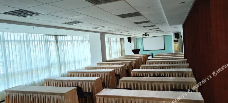 名典商旅酒店(肇庆七星岩牌坊广场店)图片