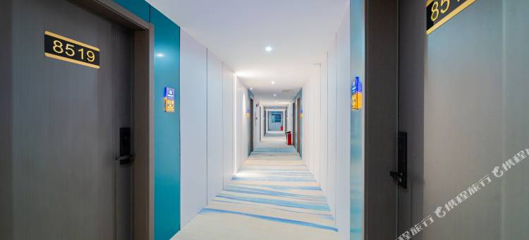 始兴辉煌商务酒店(墨江大桥店)图片