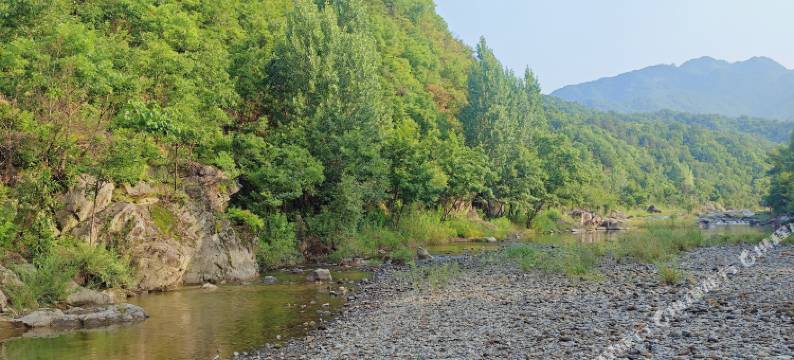 内乡清雅山涧客栈图片