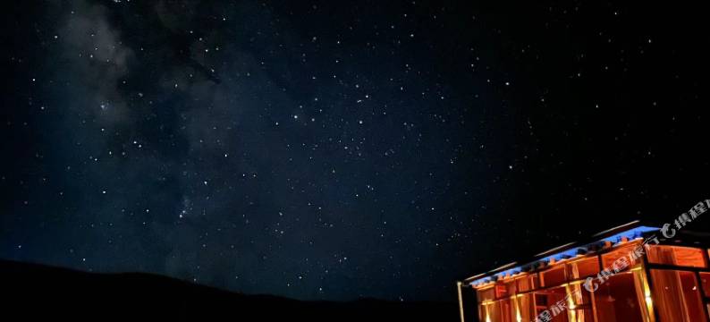 塔公牧野星空民宿图片
