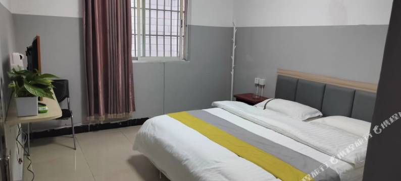 龙馨宾馆(禄劝民族广场店)图片