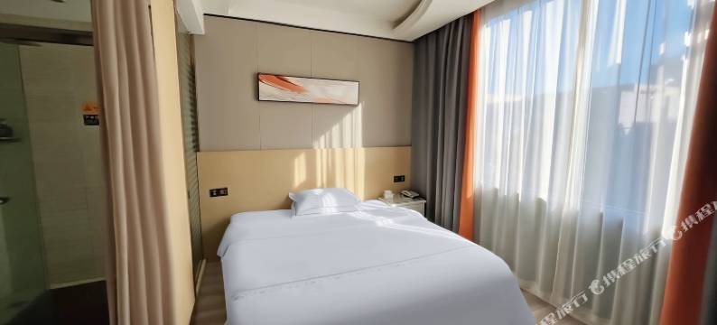 沐曼优酒店(金华世贸城市广场店)图片