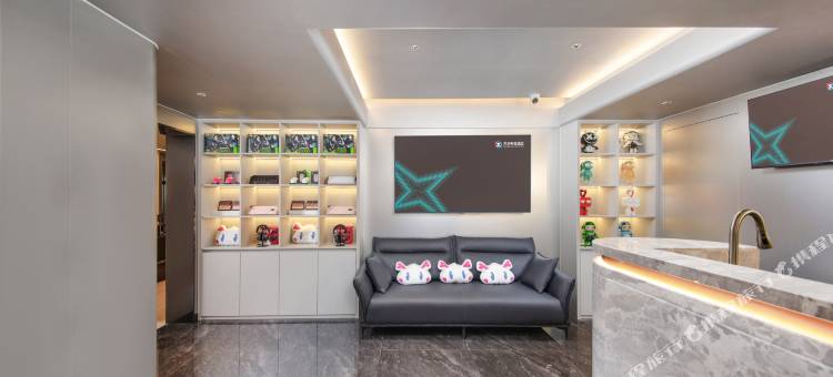 艺龙电竞酒店(郑州二七万达齐礼阎地铁站店)图片