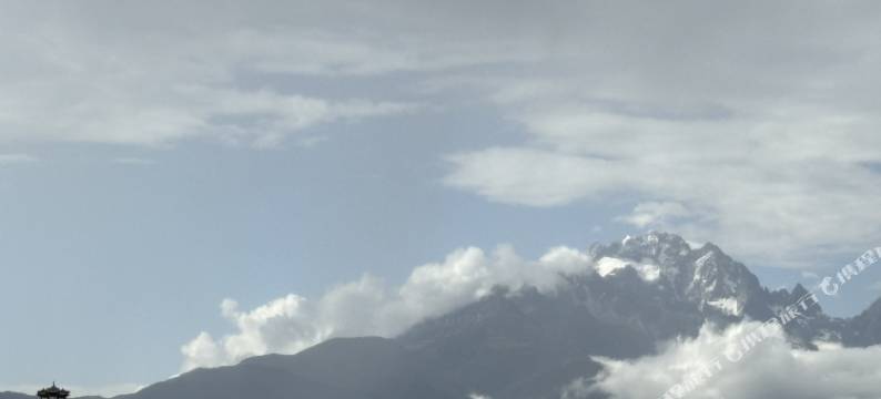 芙幔丨天空之城• 观玉龙雪山古城全景360°无边泳池Vacation美宿图片