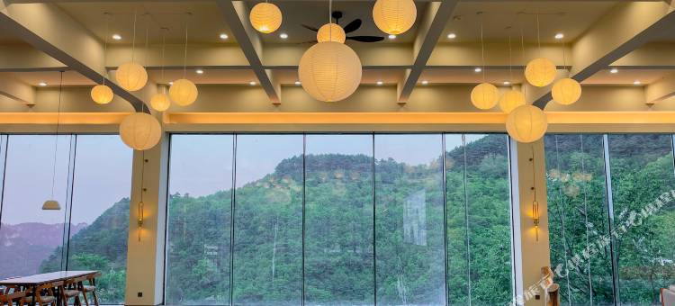 云岕•青松岭研学度假村图片