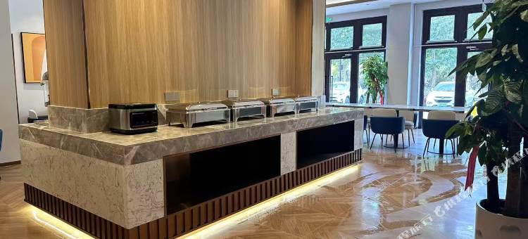 兰欧酒店(阿克苏火车站店)图片