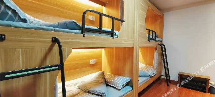 兔子窝青年旅舍(宁波火车站店)图片