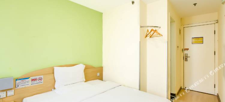 7天连锁酒店(上海江宁路地铁站玉佛寺店)图片