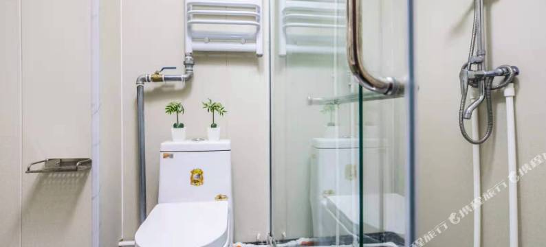 乌兰布统龙行假日酒店(克什克腾旗乌兰布统草原景区店)图片