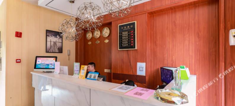 南昌县馨宝居精品酒店(南昌县莲塘中大道店)图片