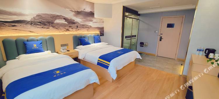 速8精选酒店(连云港大润发万润商业街店)图片