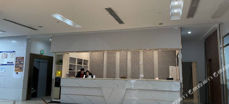 铭诚国际酒店(长沙万家丽广场芙蓉区政府地铁站店)图片