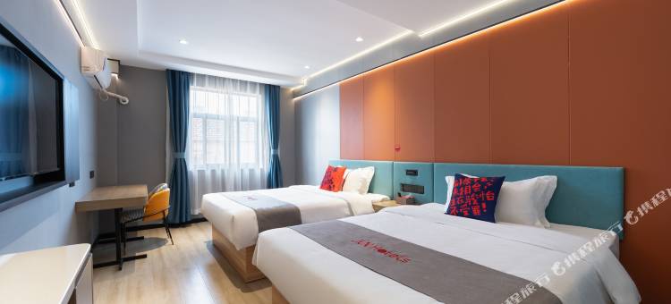 骏怡连锁酒店(江汉路六渡桥地铁站店)图片