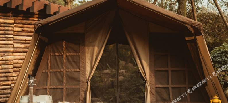 峨眉山谜途露营图片