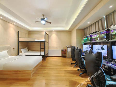 绵竹魔藤电竞酒店(新天地广场店)