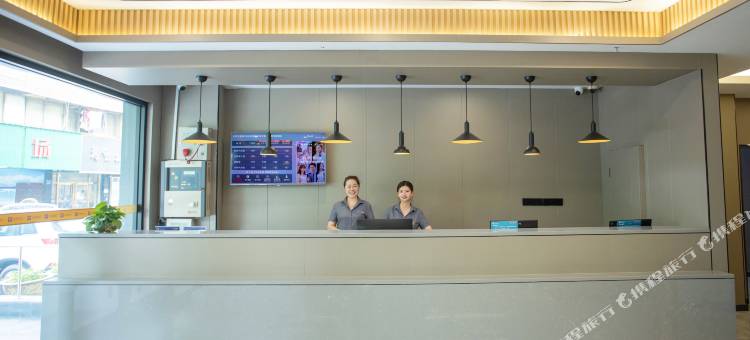 朵江南酒店(杭州临平步行街银泰百货店)图片