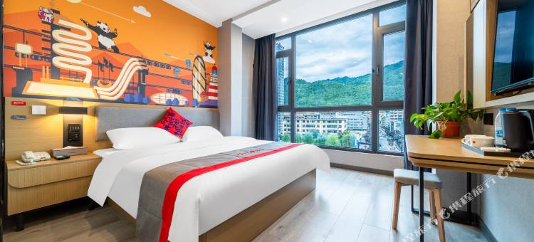 亚悦酒店(商洛柞水锦阳小区店)图片