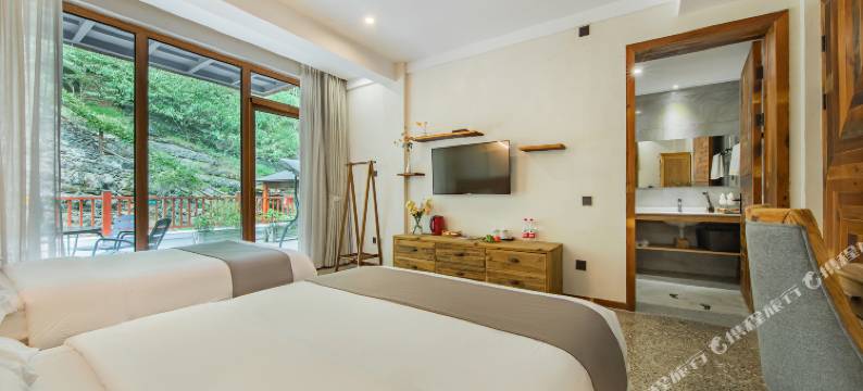 安吉易成·云上草原山野度假民宿图片