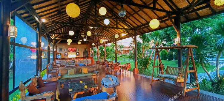 科莫多弗洛雷斯套房酒店(The Jayakarta Suites Komodo Flores)图片