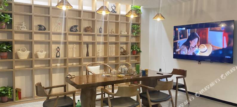 龙苑民宿(济水大街店)图片