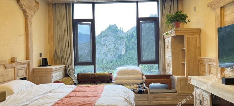 迭部扎尕那央民宿图片