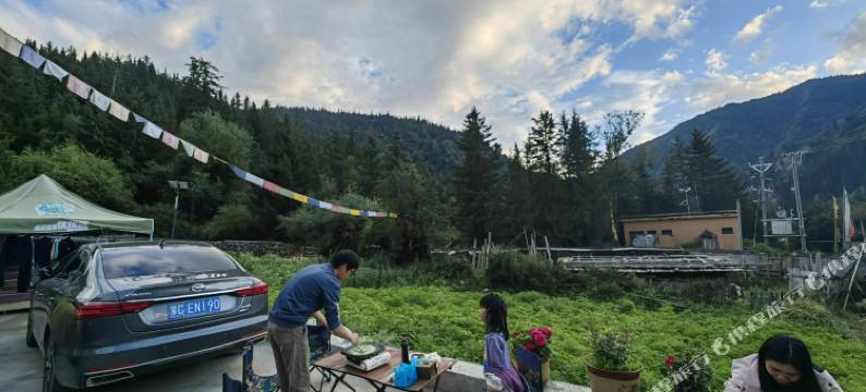 迭部扎尕那氧吧民宿图片