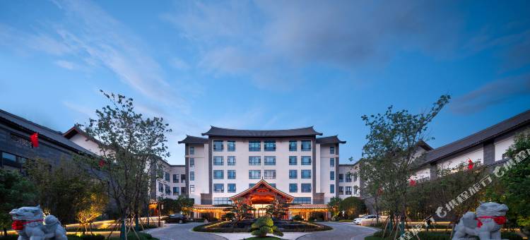 大理鑫鹤茂御酒店(鹤庆客运站店)图片