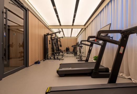 Super 8 International Hotel Jiayuguan Hotel Overview