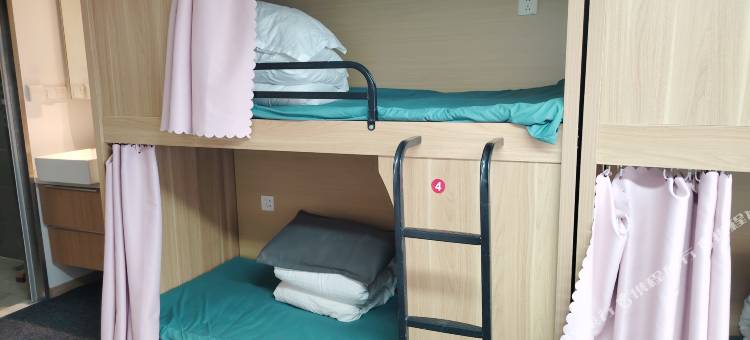 美誉青年民宿(高新万科广场店)图片