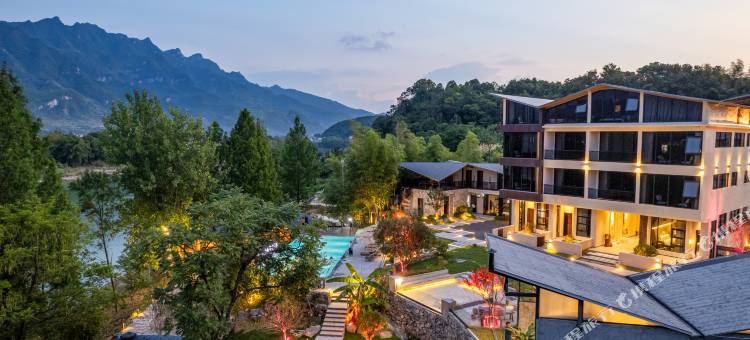 YOLO 惹莲・山河集|Designer 河景树屋度假民宿图片