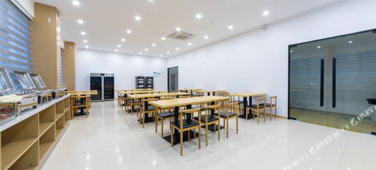 聚鹏美居酒店(市中心医院店)图片