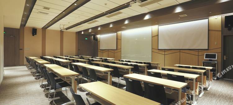 汉庭酒店(贵阳花溪民族大学店)图片
