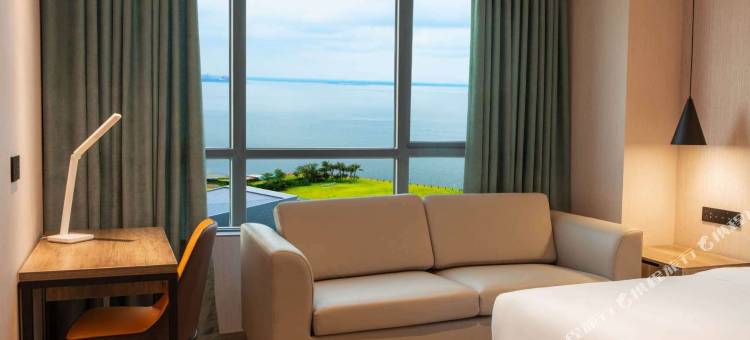 海尔曼影院公寓(湛江荣盛广场店)图片