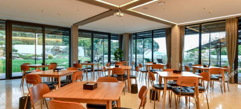 过云山居湖上庄园(苏州太湖三山岛景区店)图片