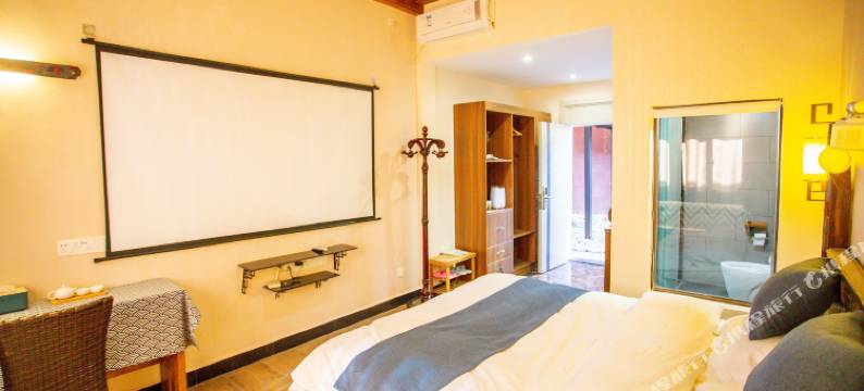 丽江束河古镇德合丰客栈图片