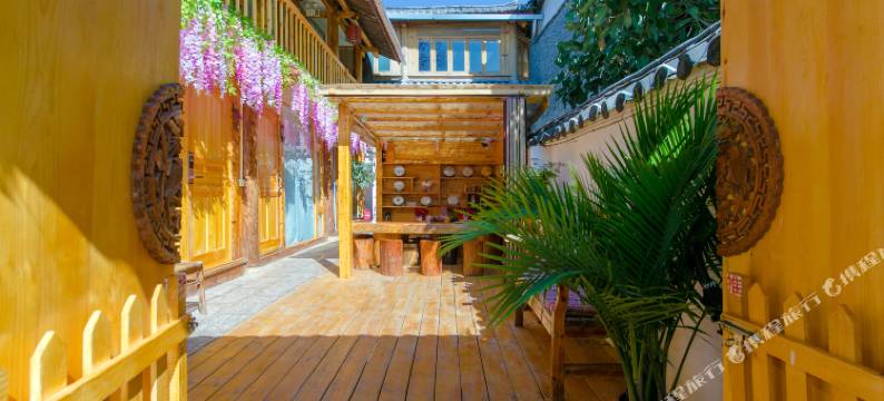 丽江思见轻奢美宿(古城四方街店)图片